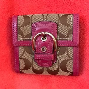 Coach Bifold Buckle Wallet